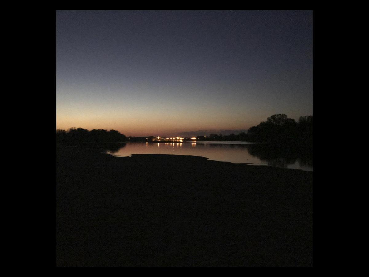 Une Nuit Sur Loire Treves-Cunault Luaran gambar